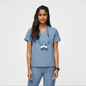 FIGS Cool Blue Scrub Set